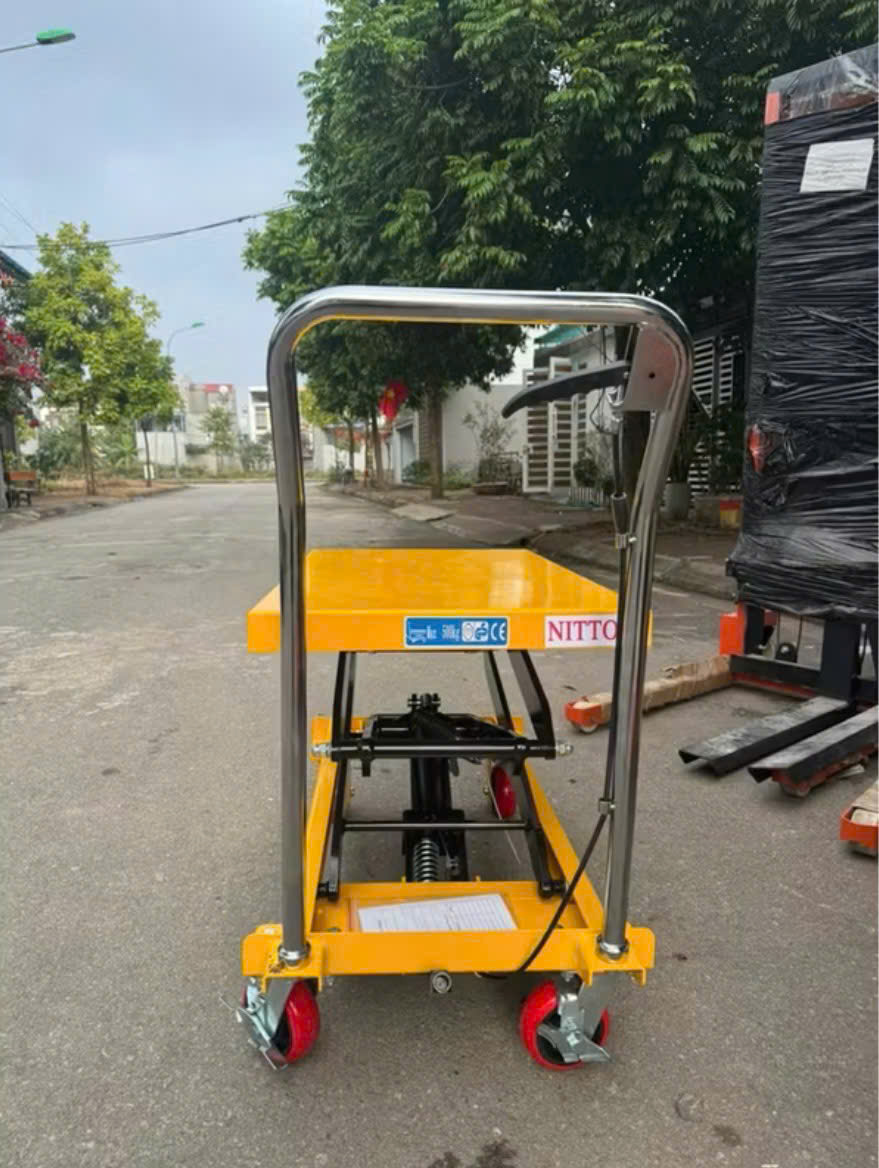 Xe Nâng Mặt Bàn 500Kg Cao 900cm