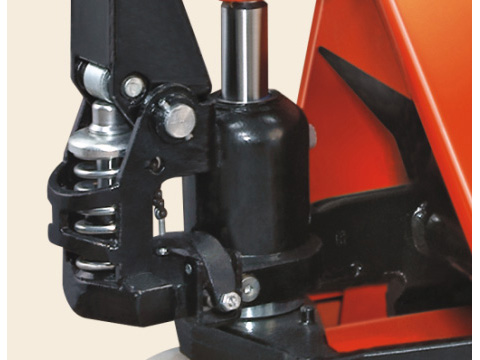 Xe Nâng Tay Thấp 2 Tấn Model JC2.0