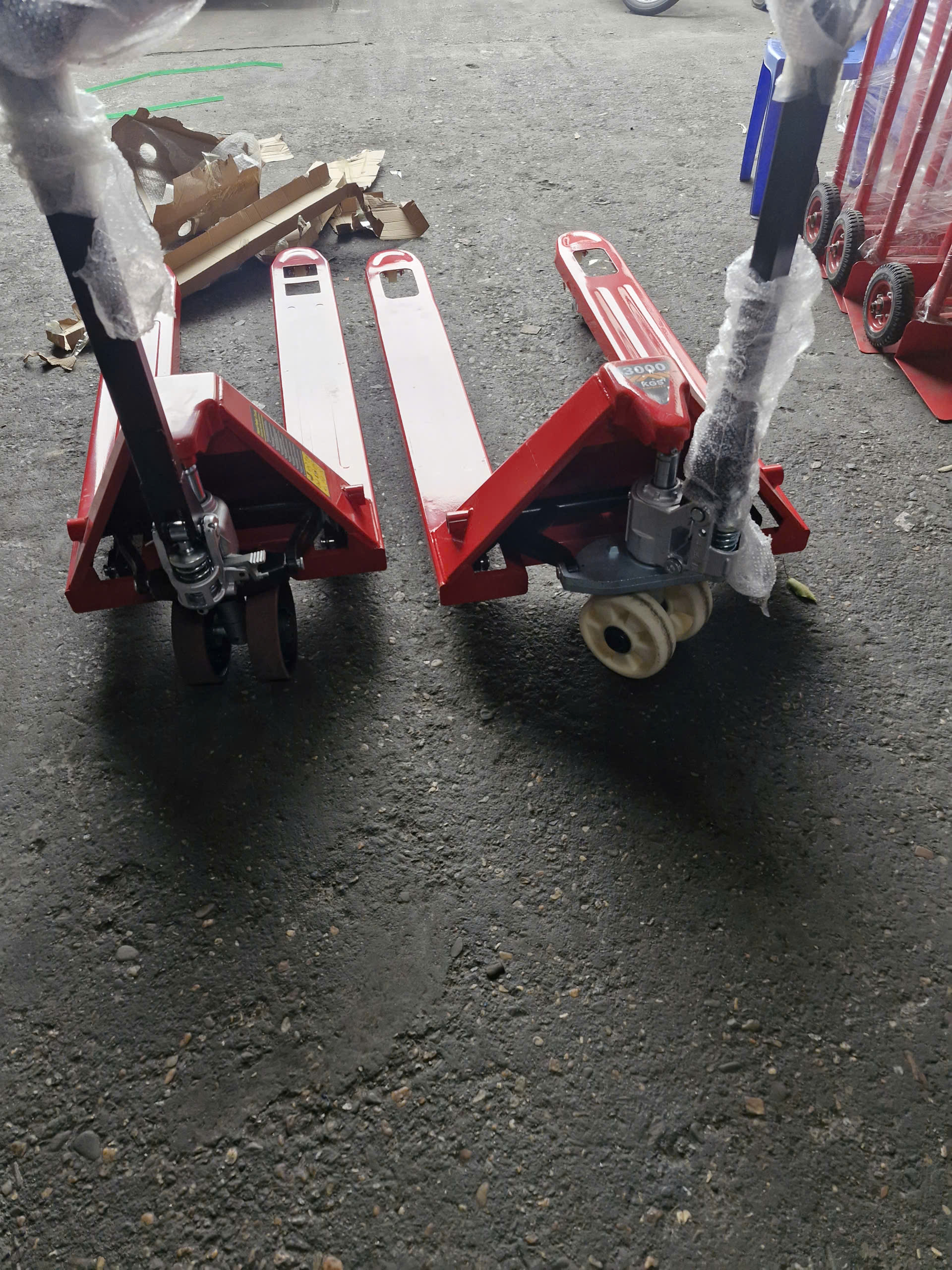 Xe nâng tay thấp 3 tấn Model PA3T                                        Xe nâng tay&nbsp;