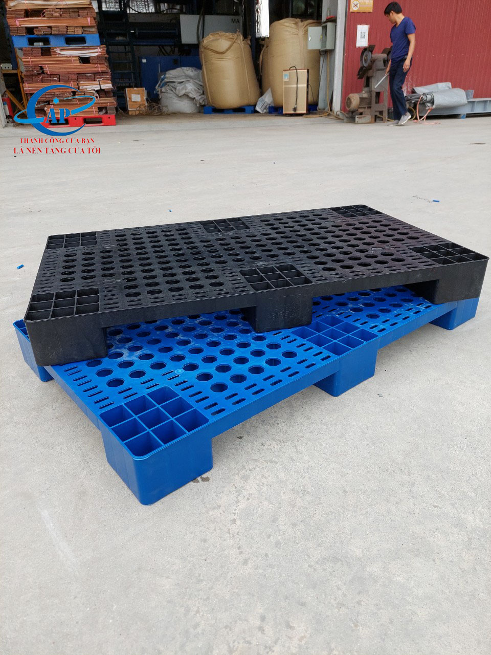 Pallet PL04 – LS